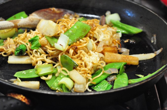 stir fry with noodles 1600px